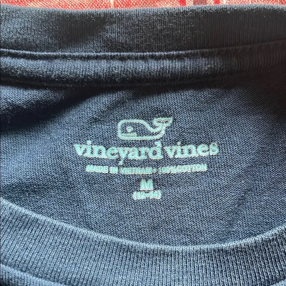 Vineyard Vines Shirt size medium - Picture 3 of 3